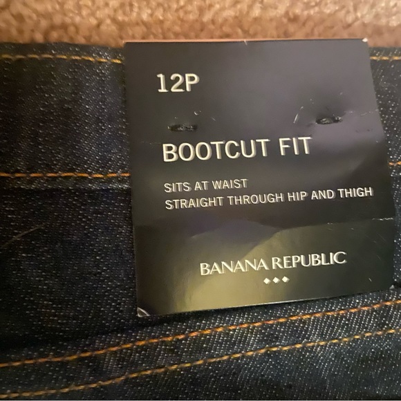 Banana Republic women's bootcut jeans- size petite (12p) - Picture 4 of 8